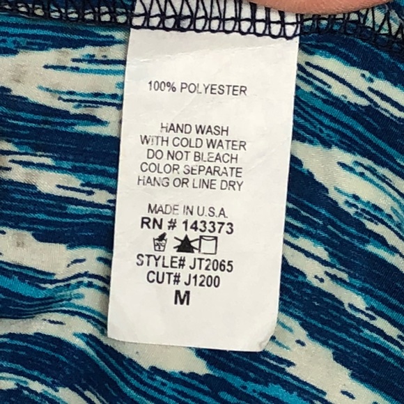 Threads Studio Halter Top Size Medium - Picture 5 of 7